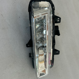 2015-2019 LAND ROVER DISCOVERY SPORT RIGHT Passenger Side FOG LIGHT LAMP - Image 2